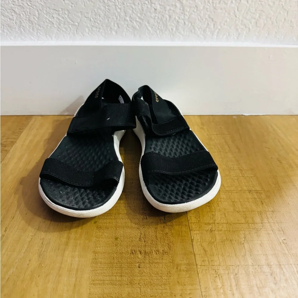 CROCS Black Sandal with White Trim - Picture 2 of 2